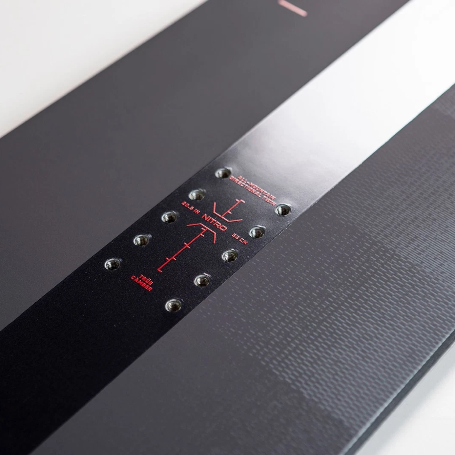 Nitro Team Pro Snowboard - Freestyle All-Mountain Board, Directional Twin, Sintered Speed Formula II Base