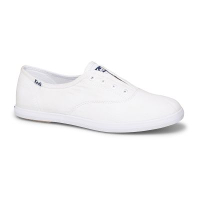 Womens Chillax Basics Slip-On Low-Top Sneakers, White
