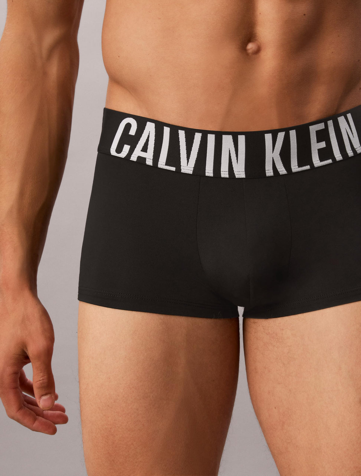 Calvin Klein Men's Low Rise Trunk 3-Pack (NB3611)