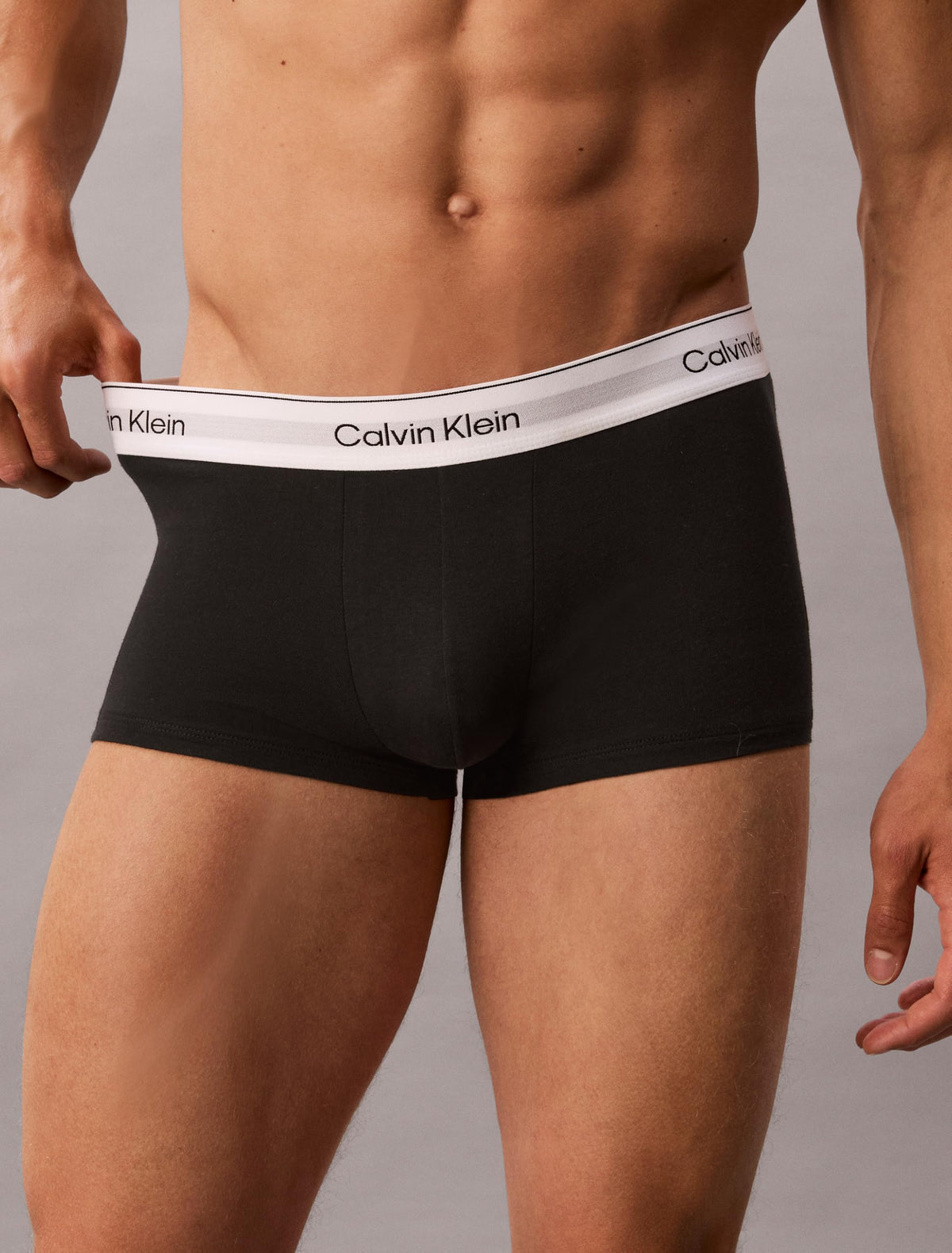 Calvin Klein Men's Low Rise Trunk 3-Pack (NB4389)